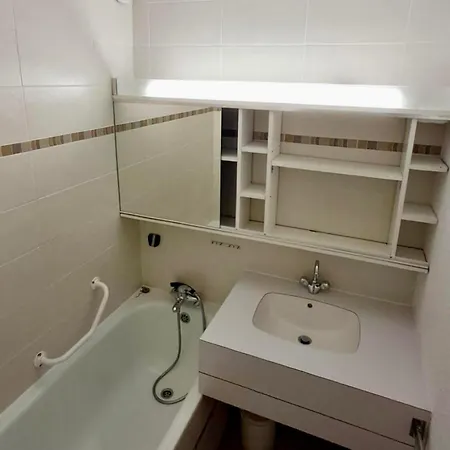 Fonctionnel Acces Direct Aux Pistes Terrasse - Fr-1-181-2542 Apartment *